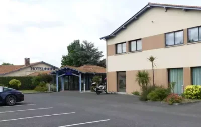 Parking Hôtel Kyriad