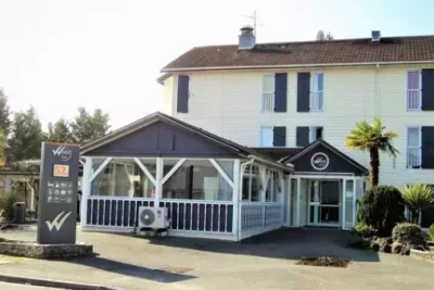 Parking Hôtel WOOD INN